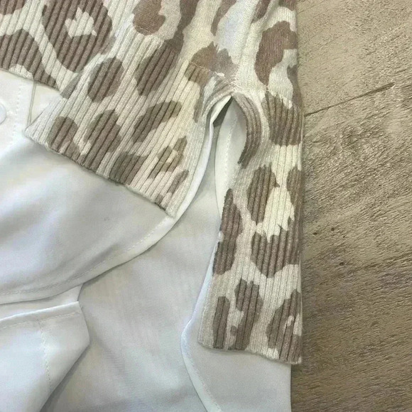 NWT Milano sweater with blouse collar, size Small - Picture 5 of 6